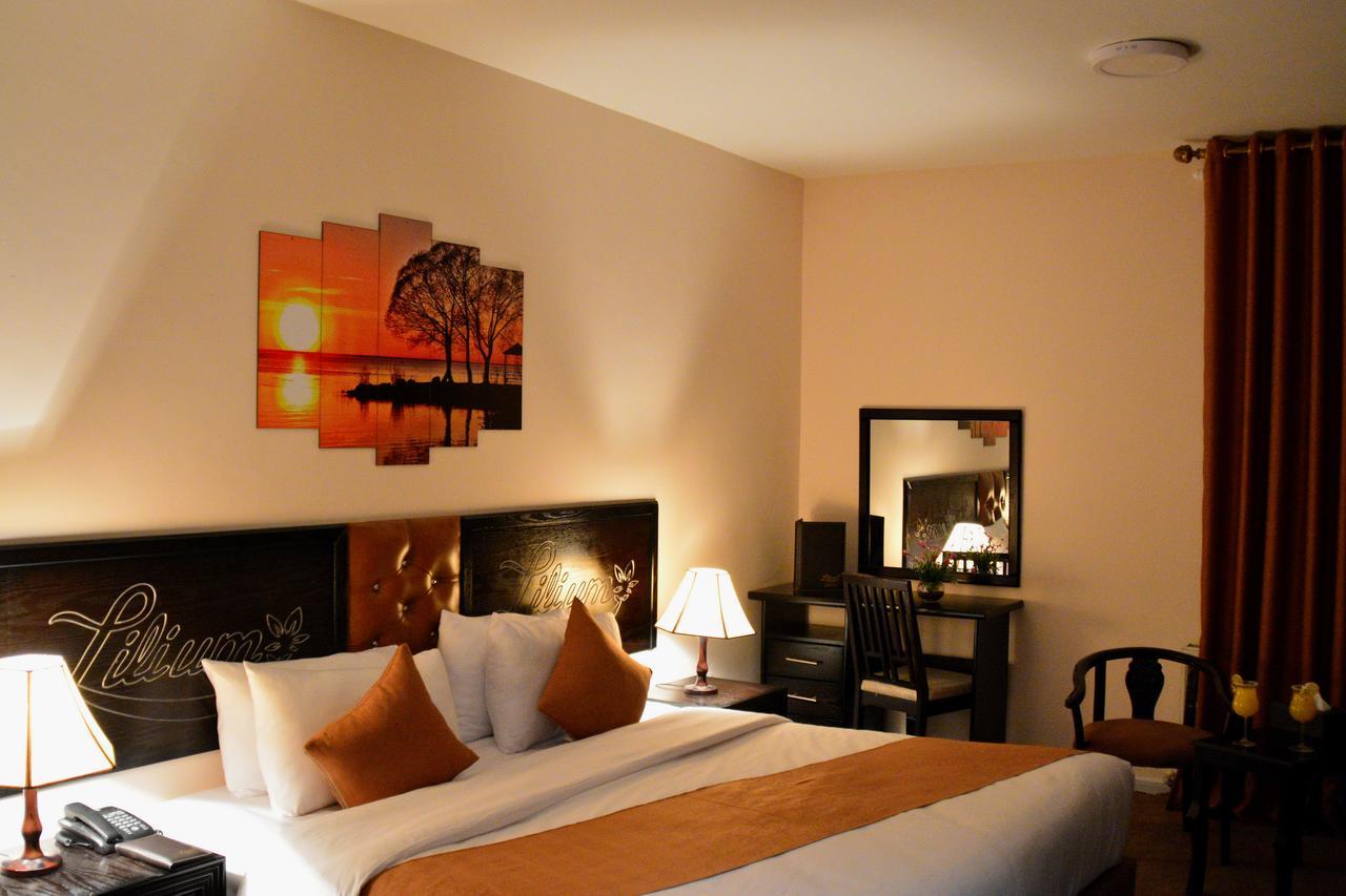 Lilium Hotel Safut Esterno foto