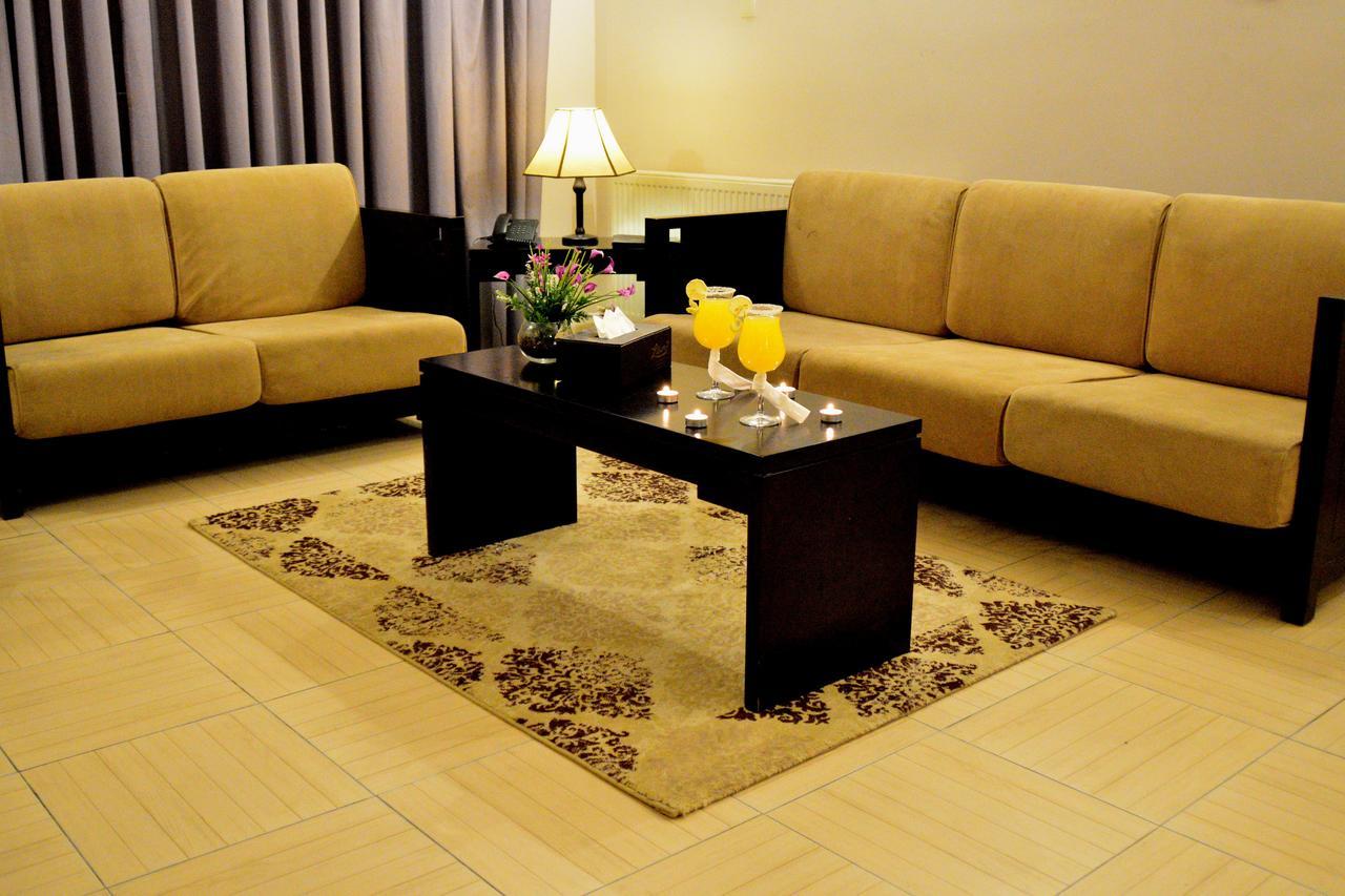 Lilium Hotel Safut Esterno foto