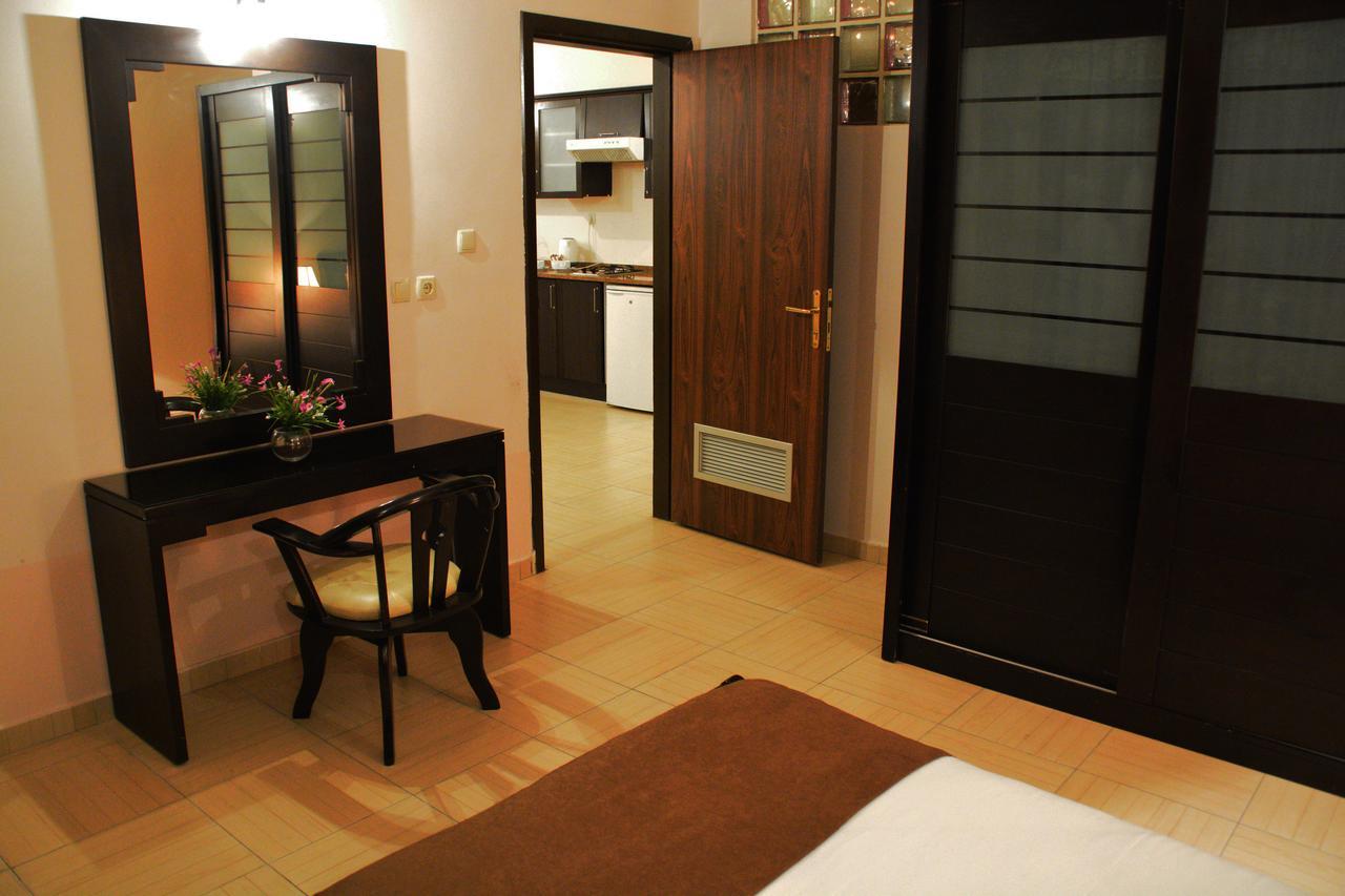 Lilium Hotel Safut Esterno foto